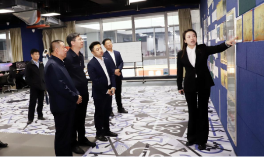 山西省文旅厅党组书记刘冲一行赴山西文旅集团调研3